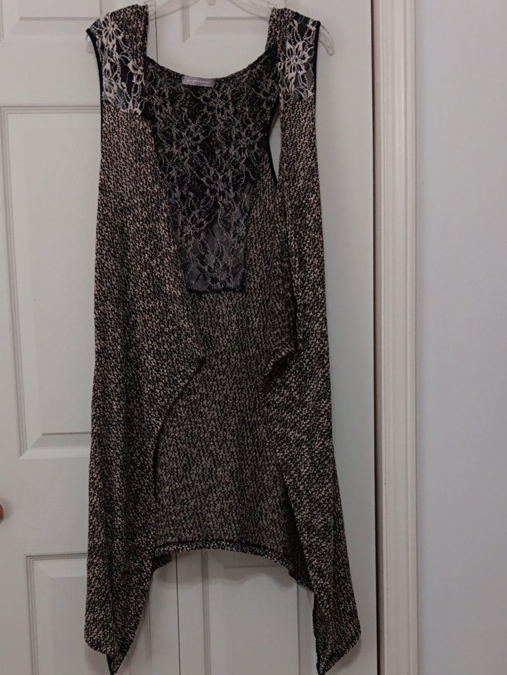 Purple Snow Black and Beige Lace Knit Vest With Hood